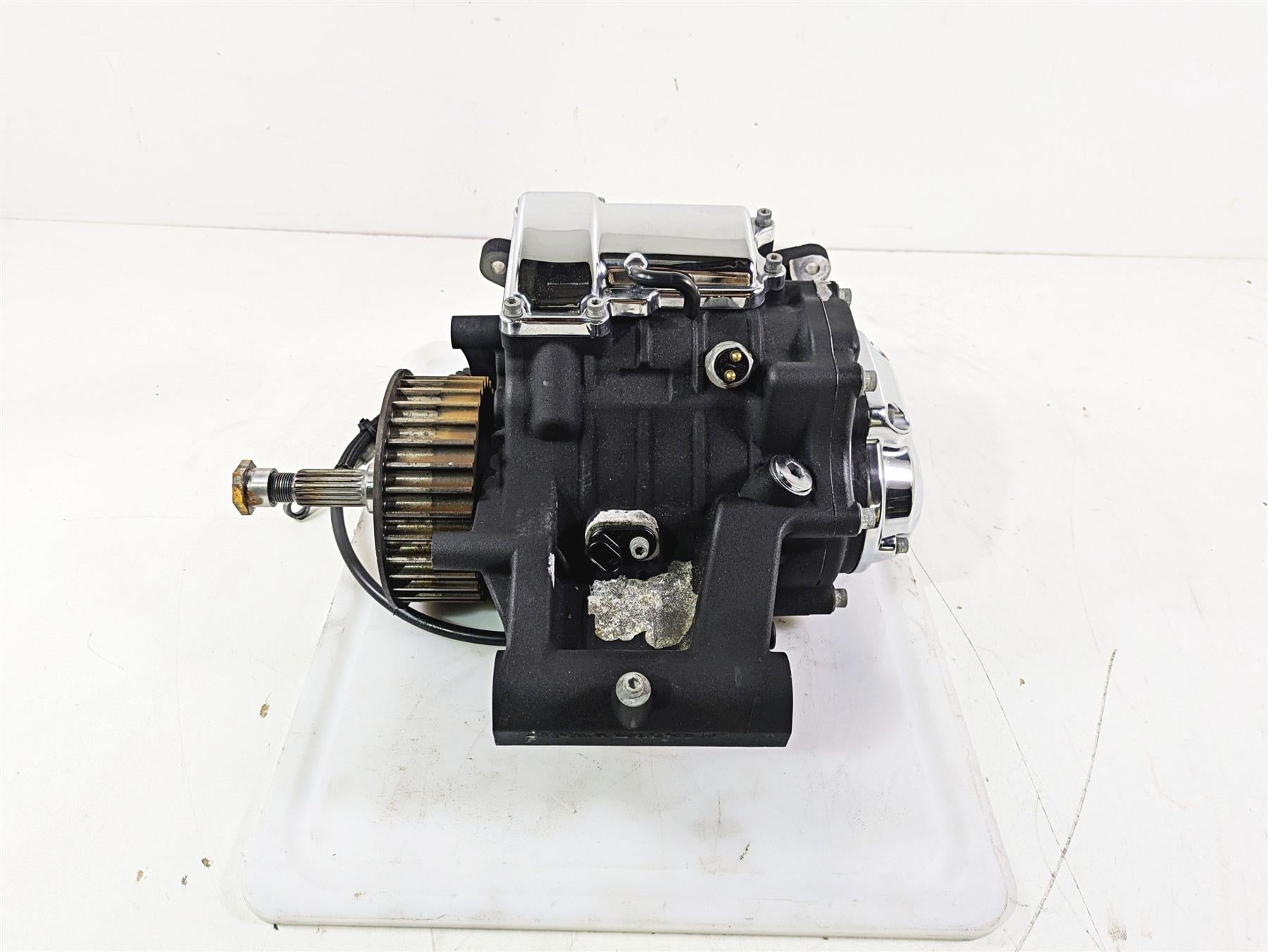 2009 Harley FXCWC Softail Rocker 6-Speed Transmission Gear Box 9k Only 33153-09 {{ shop.shopifyCountryName }} - Mototech271
