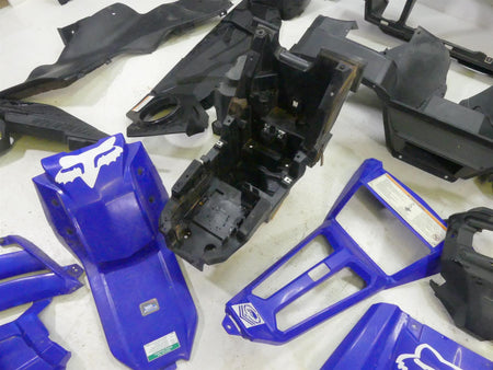 2017 Yamaha YXZ1000R EPS SS Body Fairing Cover Gas Tank Door Cover Set 2HC-F4110 {{ shop.shopifyCountryName }} - Mototech271