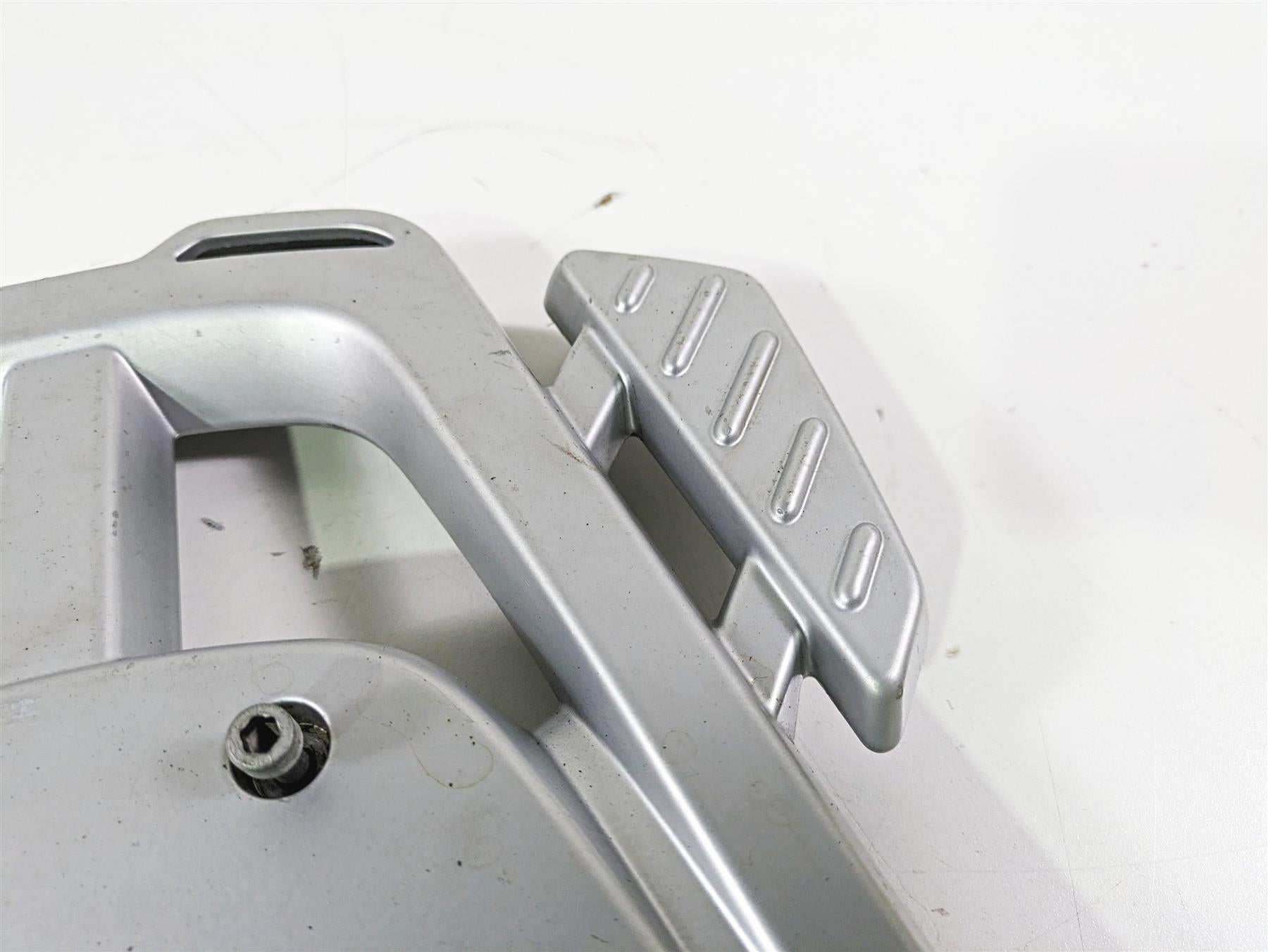 2004 BMW R1150GS R21 Rear Luggage Rack Carrier 7664391 46547664391 {{ shop.shopifyCountryName }} - Mototech271