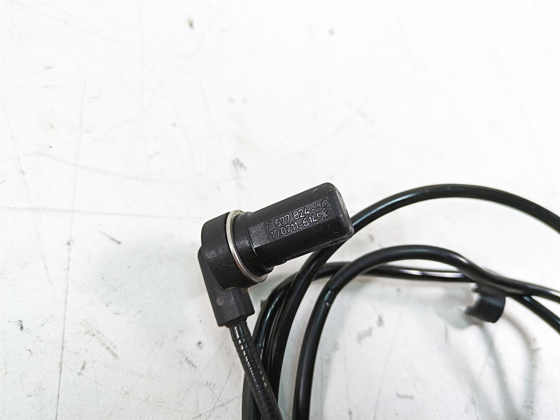 2007 BMW R1200GS K255 Adv Rear Wheel Speed Sensor 34527677824 {{ shop.shopifyCountryName }} - Mototech271