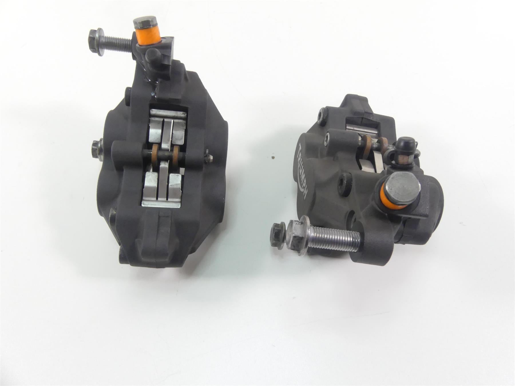 2013 Triumph Rocket 3 Touring Front Brake Caliper Set T2020837 T2020388 {{ shop.shopifyCountryName }} - Mototech271
