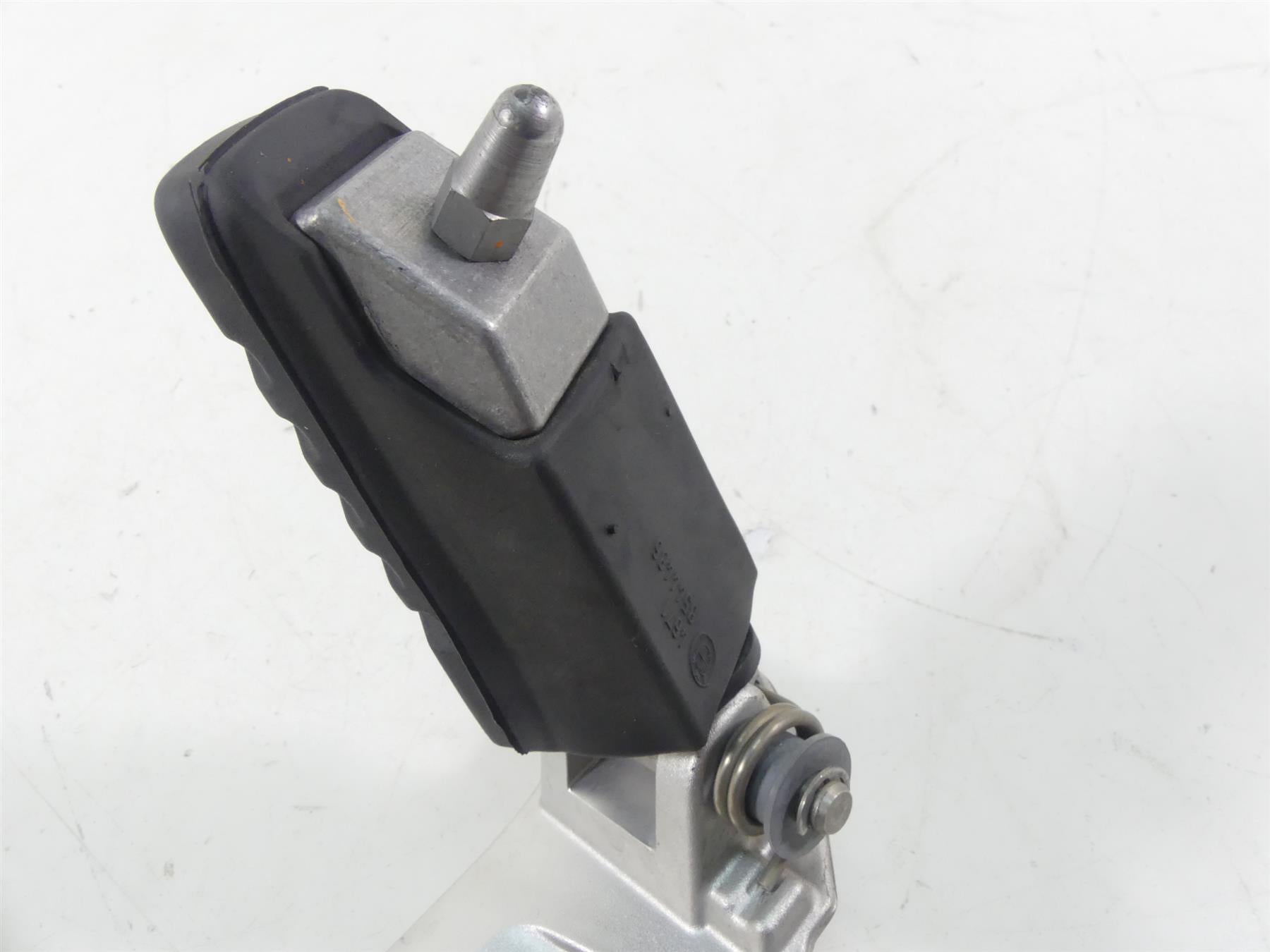 2015 BMW R1200RT K52 Front Right Footpeg Foot Peg +Mount 46718535642 46718560382 {{ shop.shopifyCountryName }} - Mototech271
