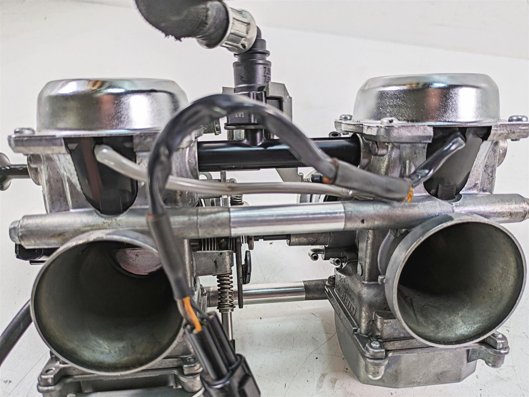 2011 Triumph America Keihin Throttle Body 36.5Mm Set T1245500 {{ shop.shopifyCountryName }} - Mototech271