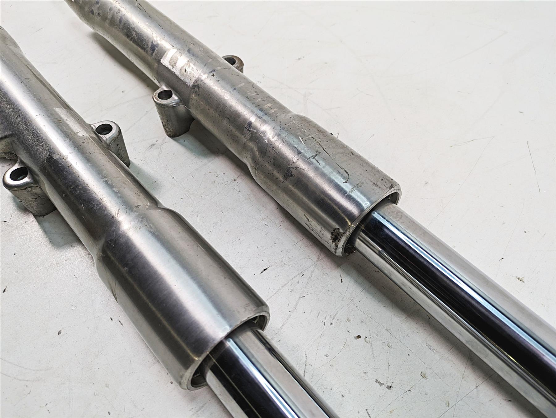 2013 Harley Softail FLSTFB Fat Boy Lo Straight Front Fork Leg Set 45915-08A {{ shop.shopifyCountryName }} - Mototech271