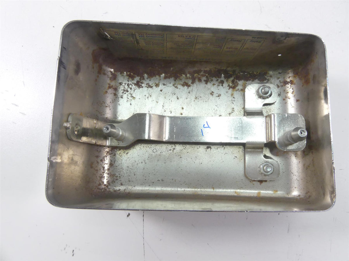 2005 Harley Dyna FXDLI Low Rider Electrical Carrier Chrome Cover Set 70367-04 {{ shop.shopifyCountryName }} - Mototech271