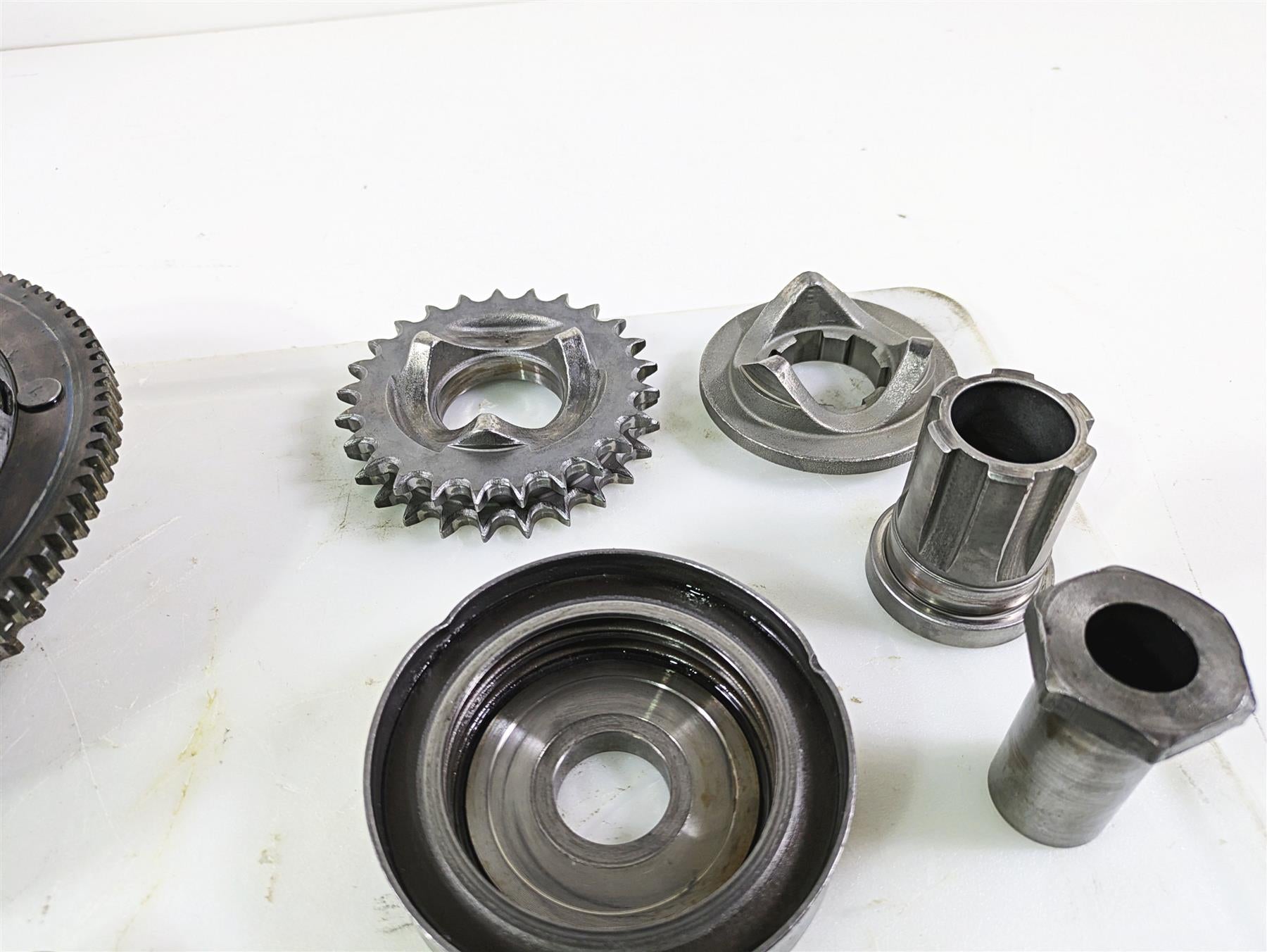 2003 Harley Softail FXSTDI Deuce 100th Primary Drive Clutch Kit 37802-98B {{ shop.shopifyCountryName }} - Mototech271