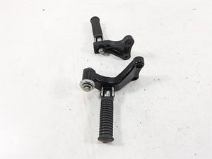 1997 Kawasaki VN1500 Vulcan Rear Passenger Footpeg Set 35011-1346 35011-1347