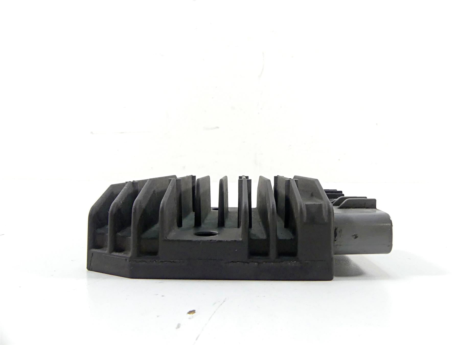 2013 BMW S1000RR K46 Rectifier Voltage Regulator FH012DA 12317718422 {{ shop.shopifyCountryName }} - Mototech271
