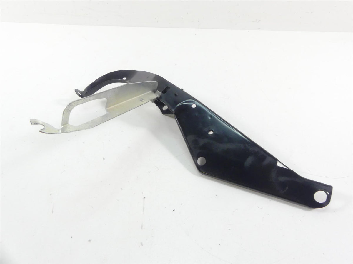 2007 Harley FLHTCU SE CVO Electra Glide Front Fairing Mount Holder Set 58478-96B {{ shop.shopifyCountryName }} - Mototech271