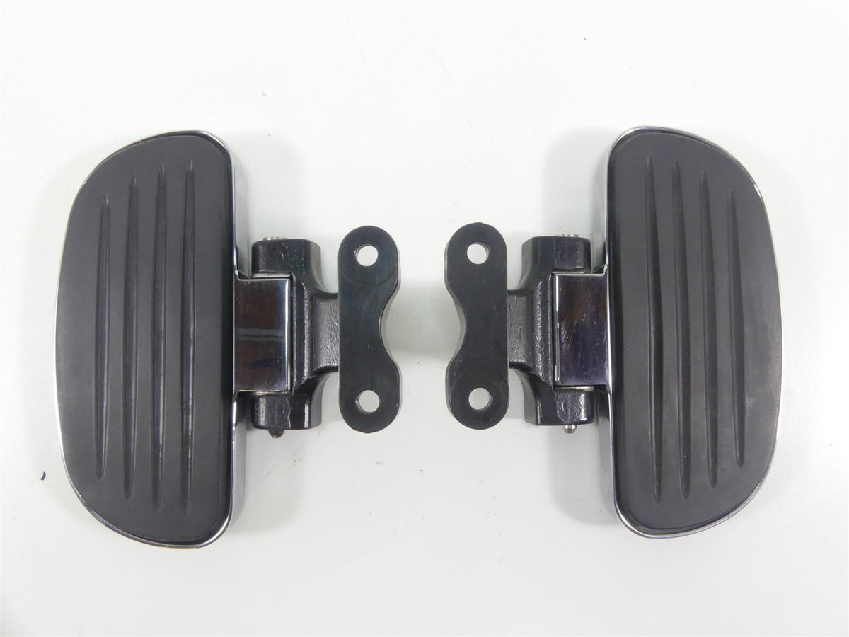 2013 Triumph Rocket 3 Touring Rear Passenger Foot Peg Floor Board Set T2081423 {{ shop.shopifyCountryName }} - Mototech271