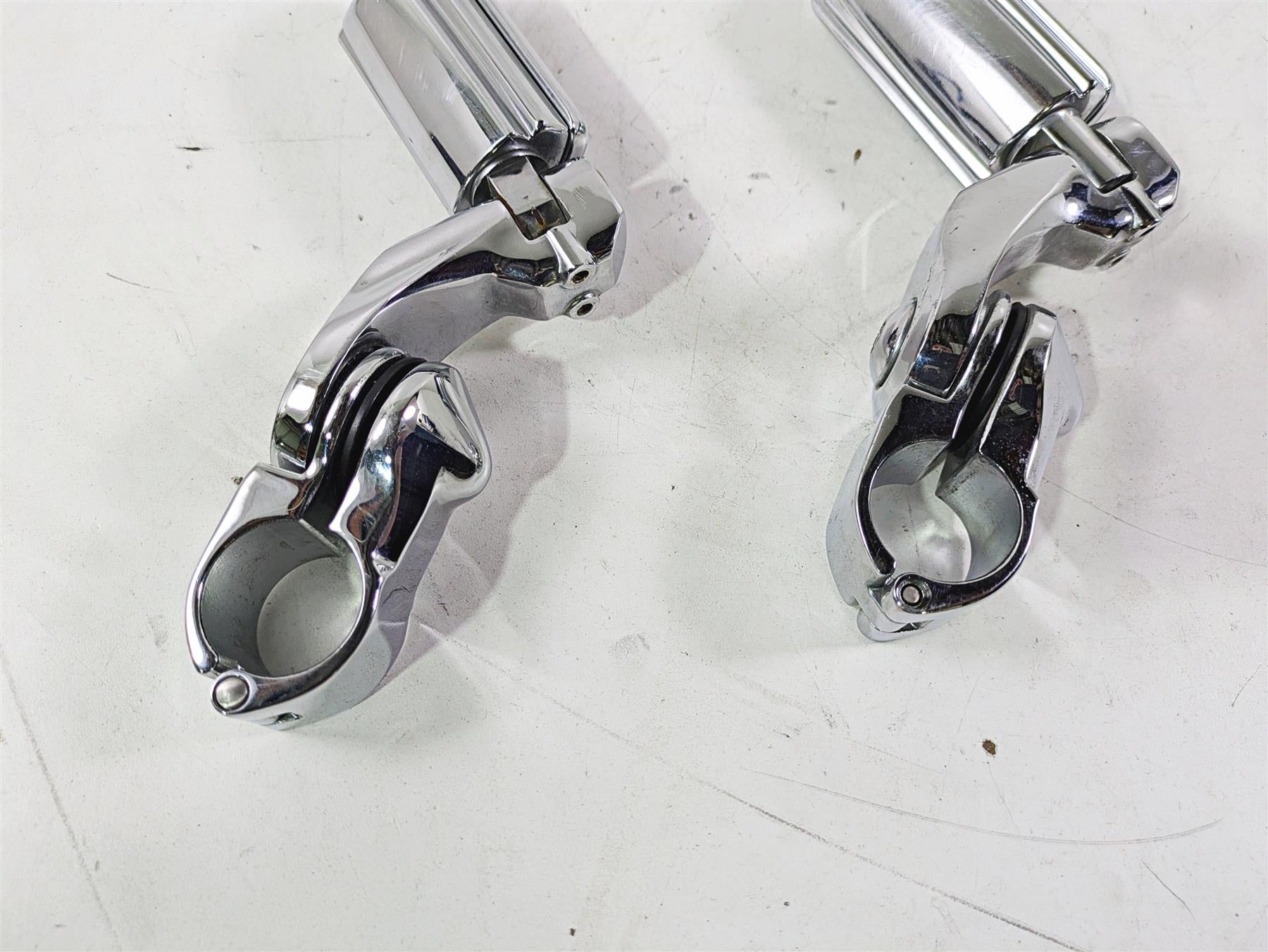 2011 Harley Touring FLHTCUSE CVO E-Glide Chrome Highway Foot Peg Rest Set {{ shop.shopifyCountryName }} - Mototech271