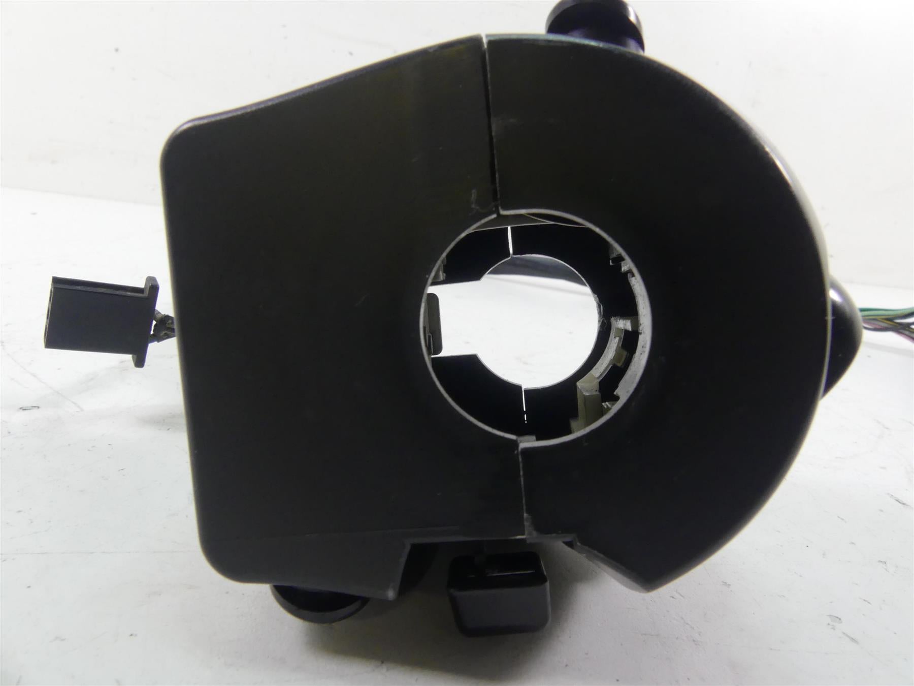 2013 Victory Cross Country Left Hand Light Horn Blinker Control Switch 4012119 {{ shop.shopifyCountryName }} - Mototech271