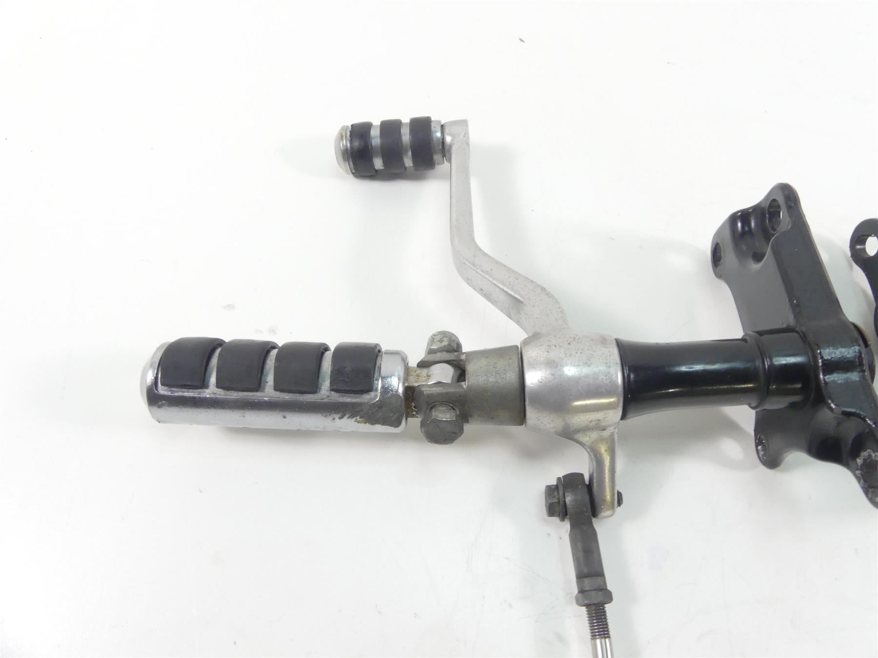 2003 Harley Sportster XL1200 C 100th Anniv Front Footpeg & Pedal Set 50951-90 {{ shop.shopifyCountryName }} - Mototech271