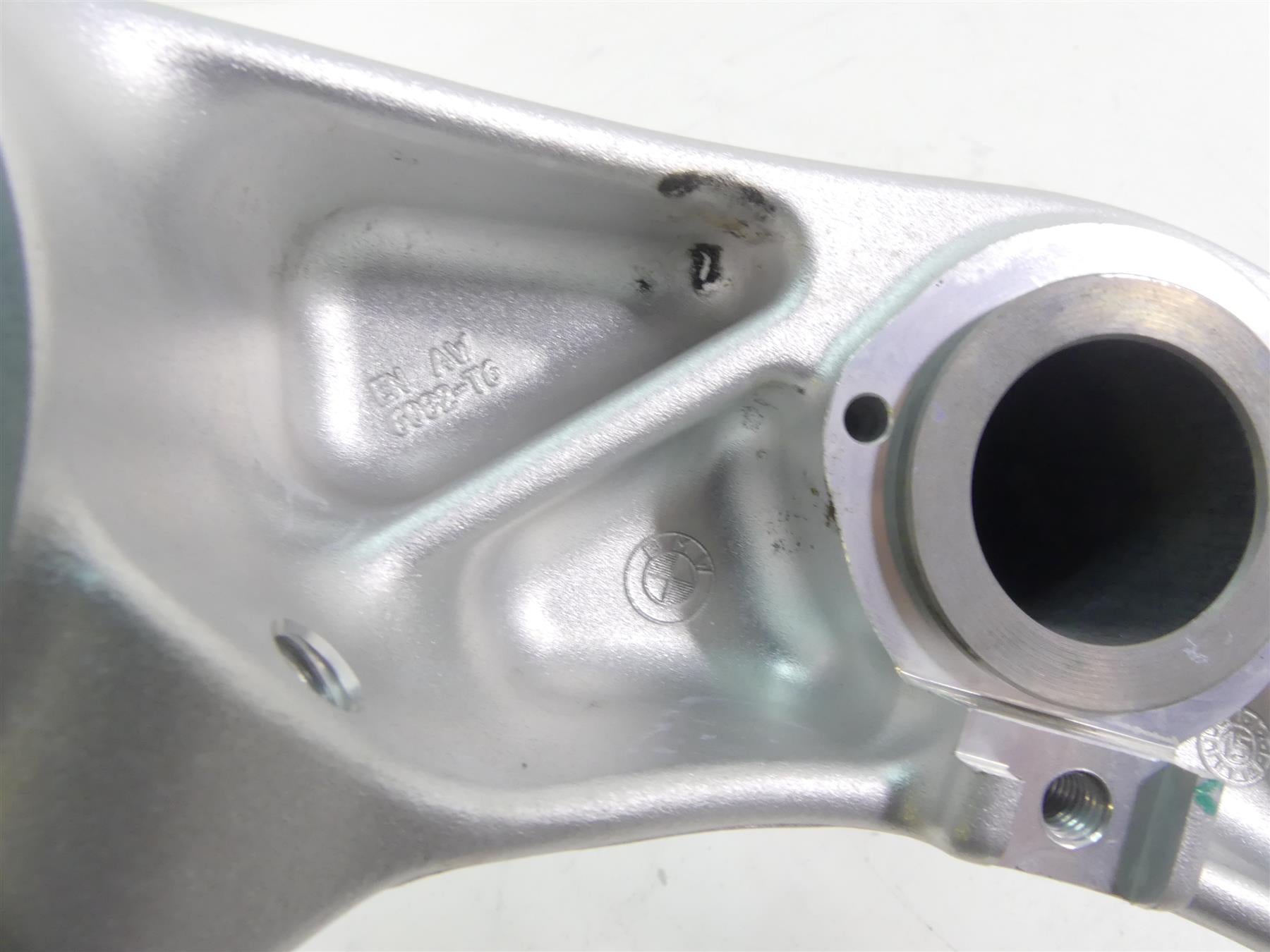 2016 BMW R1200RS K54 Lower Esa Triple Tree Steering Clamp 57mm 31428550145 {{ shop.shopifyCountryName }} - Mototech271