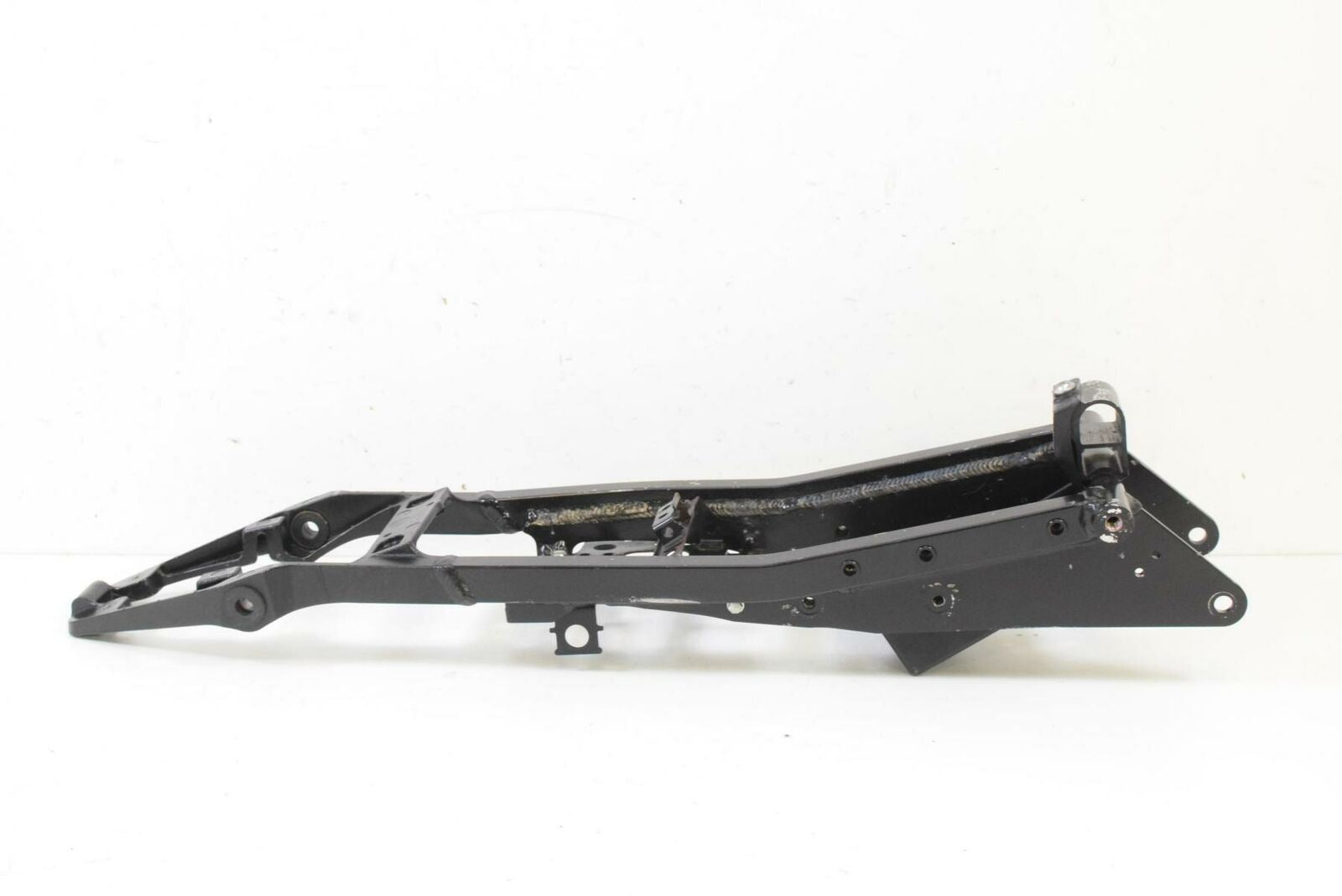 2007 Kawasaki ZX6R Ninja Straight Rear Subframe Sub Frame 32160-0258 {{ shop.shopifyCountryName }} - Mototech271