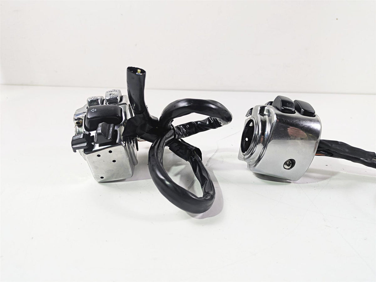 2001 Harley Touring FLHX Street Glide Chrome Control Switch Set 71685-06A {{ shop.shopifyCountryName }} - Mototech271