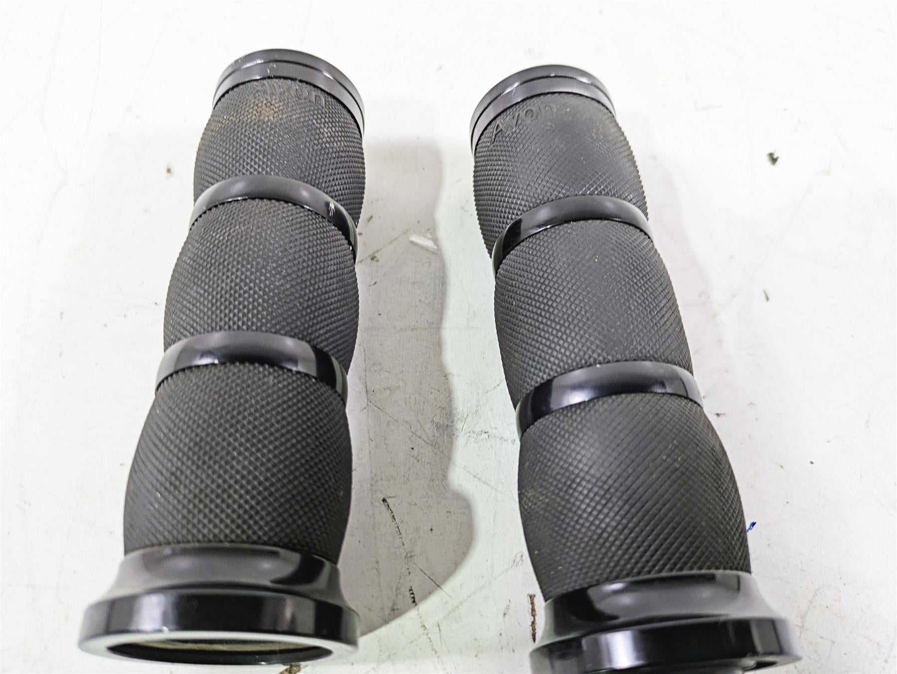 2016 Suzuki GSXR1000 Avon Air Cushion Anodized Grip Set AIR-90 {{ shop.shopifyCountryName }} - Mototech271