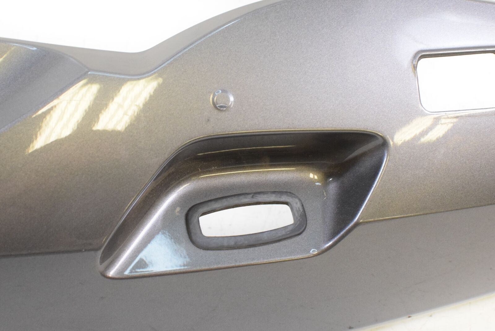 2012 BMW R1200RT R1200 RT K26 Left Tail Fairing Cover 46637681573 {{ shop.shopifyCountryName }} - Mototech271
