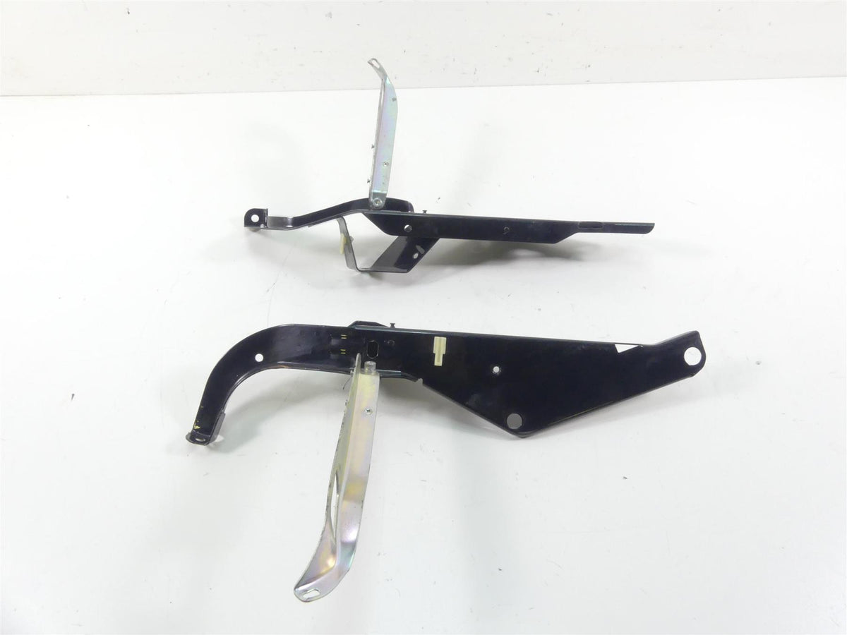 2013 Harley Touring FLHTP Electra Glide Front Fairing Mounts Holders 58478-96B {{ shop.shopifyCountryName }} - Mototech271