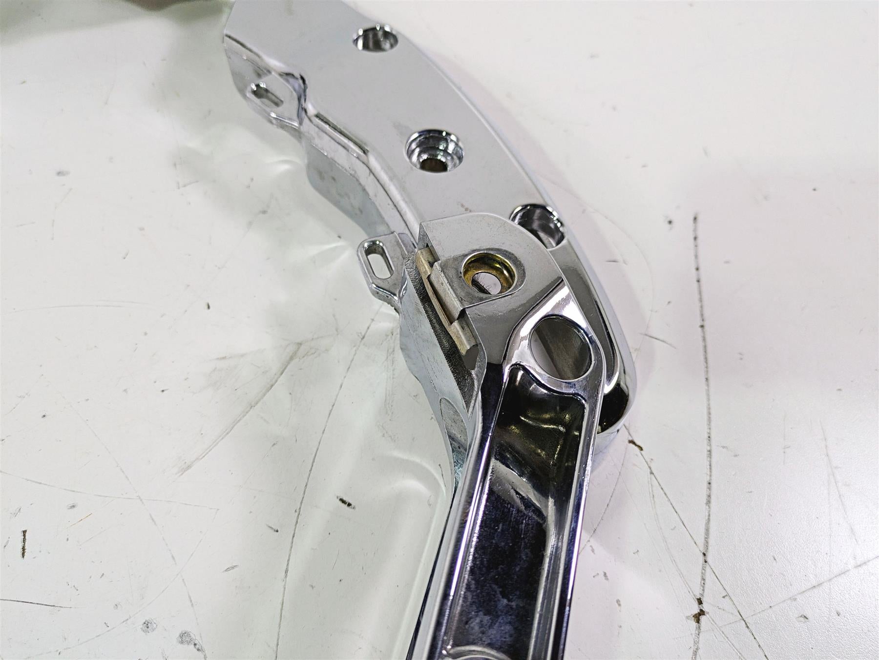 2015 Harley Touring FLHTKL E -Glide Low Rear Saddlebag Support Holders 90200499 {{ shop.shopifyCountryName }} - Mototech271