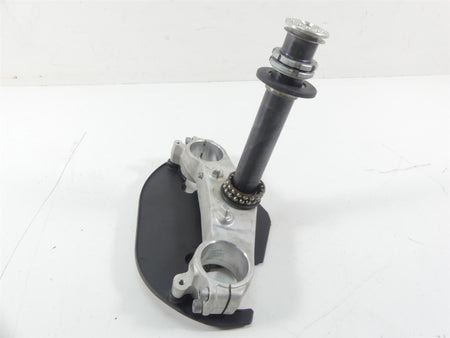 2004 Aprilia RSV 2 1000R Mille Lower Triple Tree AP8163122 {{ shop.shopifyCountryName }} - Mototech271