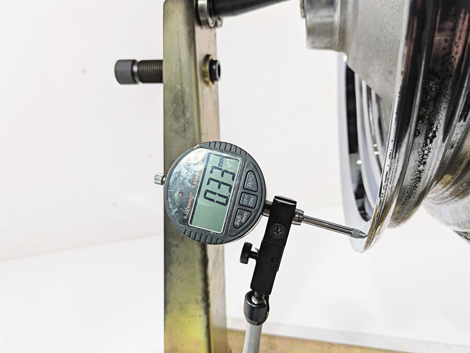 1998 Harley Touring FLHRCI Road King Straight 16x3 Rear Wheel Cast Rim 41013-95 {{ shop.shopifyCountryName }} - Mototech271