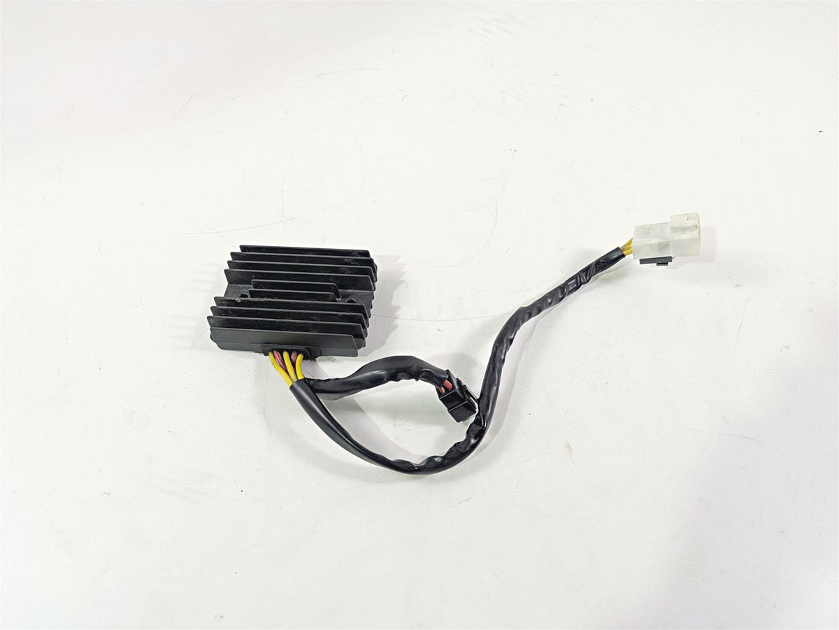 2017 Aprilia RSV 1100 Tuono V4 Factory Rectifier Voltage Regulator B043488 {{ shop.shopifyCountryName }} - Mototech271
