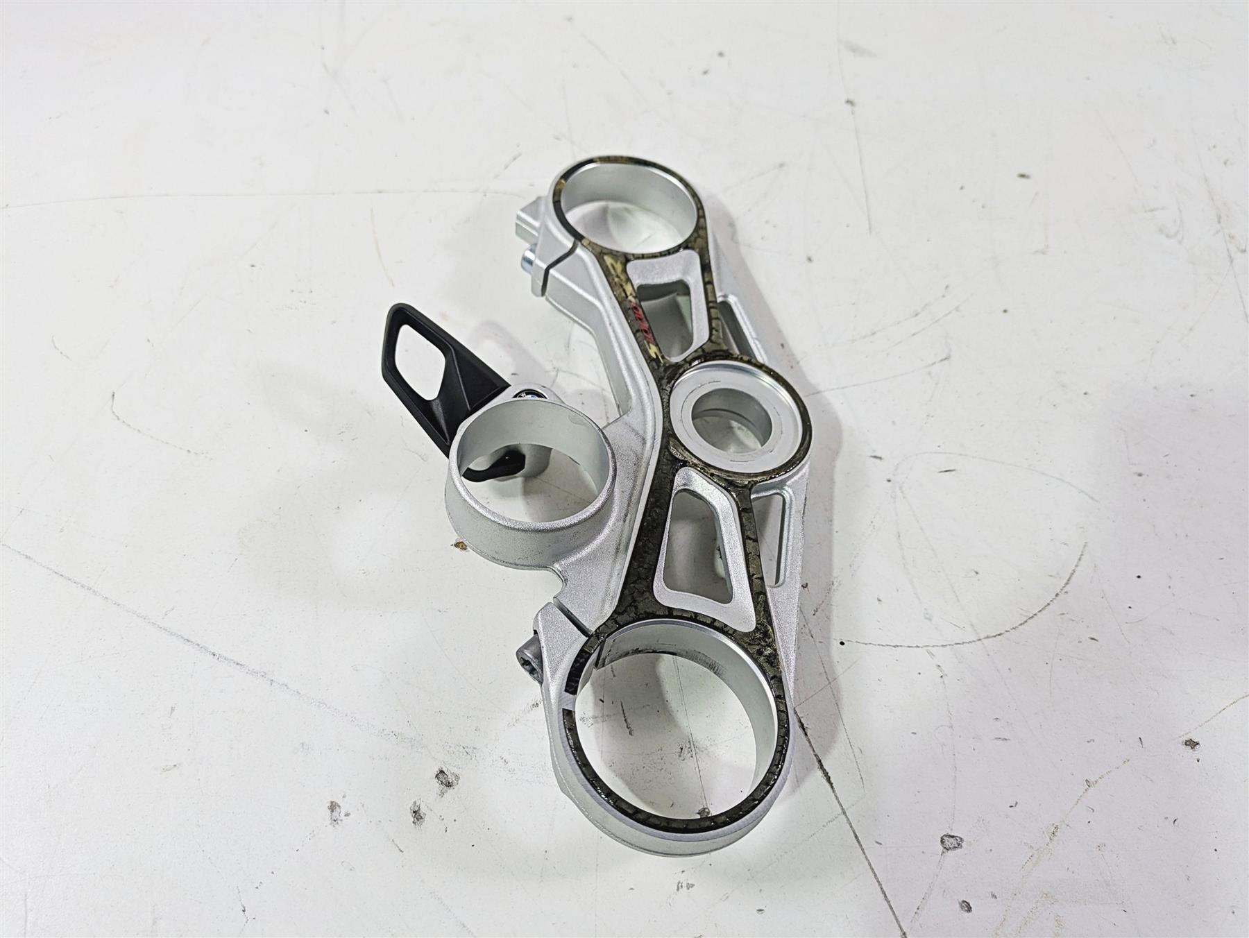 2017 BMW S1000RR K46 Upper Triple Tree Steering Clamp 31428549498 {{ shop.shopifyCountryName }} - Mototech271
