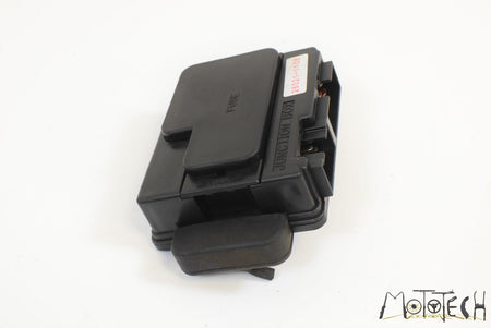 2005 Kawasaki ZZR1200 ZX1200 Ninja Fuse Junction Box Unit 26021-1108 {{ shop.shopifyCountryName }} - Mototech271