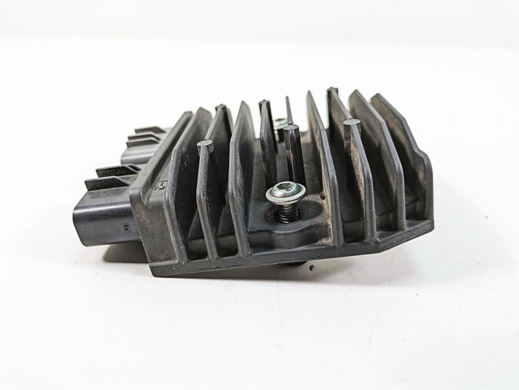 2020 Ducati Hypermotard 950 SP Rectifier Voltage Regulator SH821AA 54040321A {{ shop.shopifyCountryName }} - Mototech271