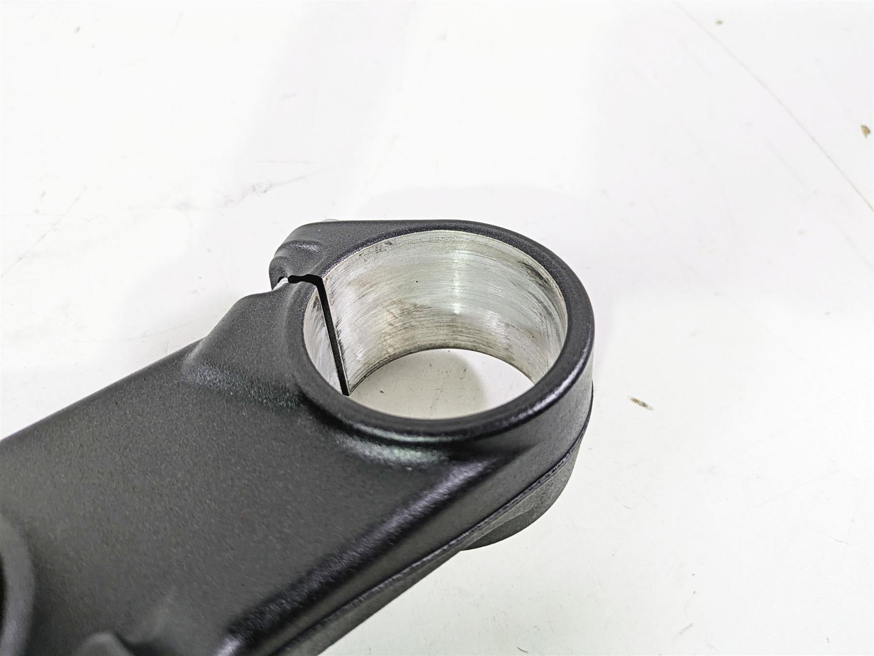 2022 Kawasaki ZR900RS Cafe Lower Triple Tree Steering Clamp 44037-0172-18R {{ shop.shopifyCountryName }} - Mototech271