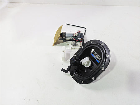 2017 Indian Chieftain Limited Fuel Gas Petrol Pump -Tested 2521787 2522160 {{ shop.shopifyCountryName }} - Mototech271