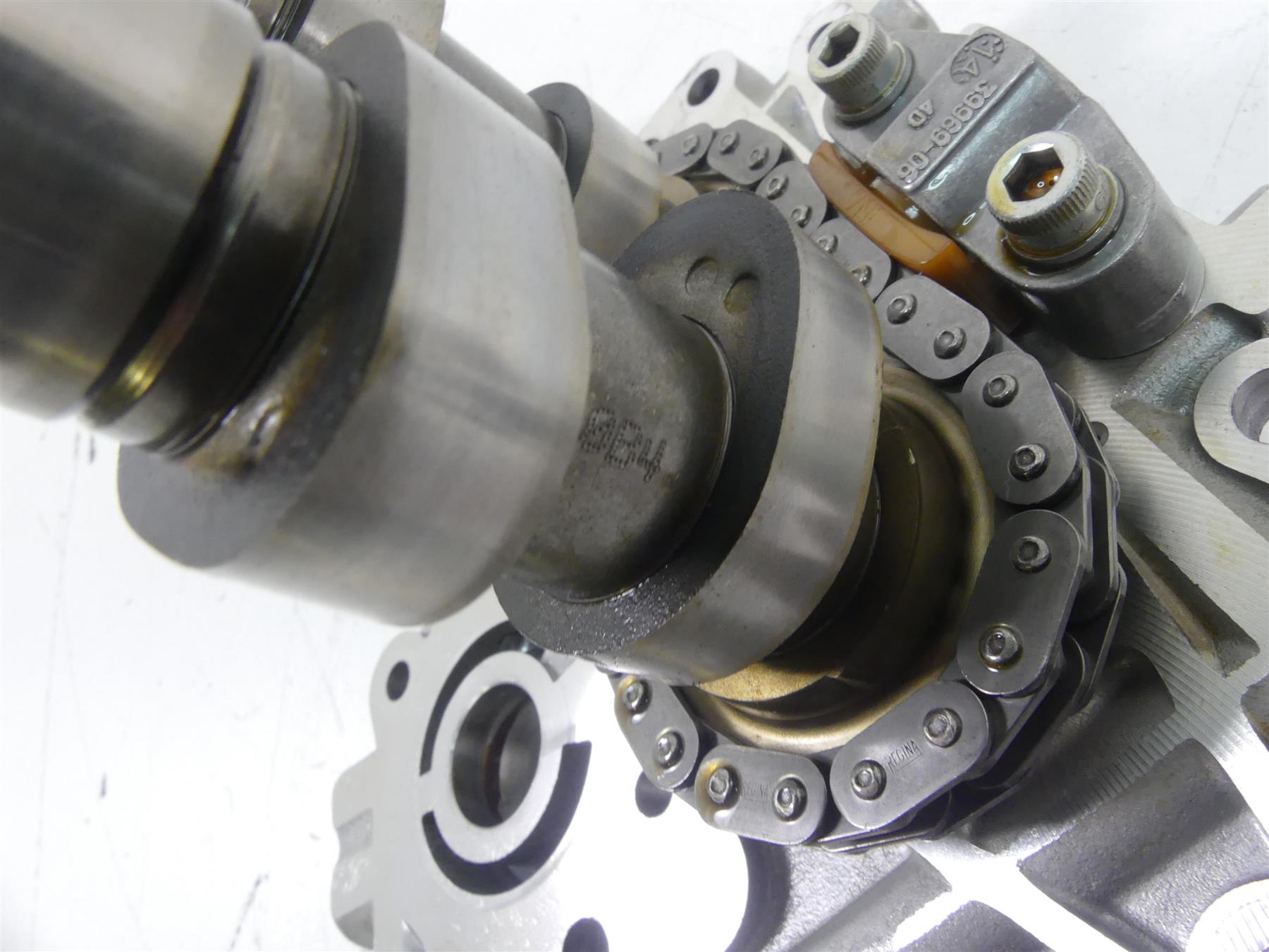 2015 Harley FXDF Dyna Fat Bob Camshaft Cam Shaft Plate Oil Pump Set 25358-06A {{ shop.shopifyCountryName }} - Mototech271