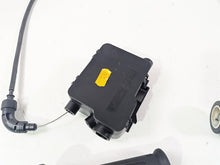 Load image into Gallery viewer, 2010 BMW R1200GS K25 Heated Hand Grip Set 61317727067 61317695470
