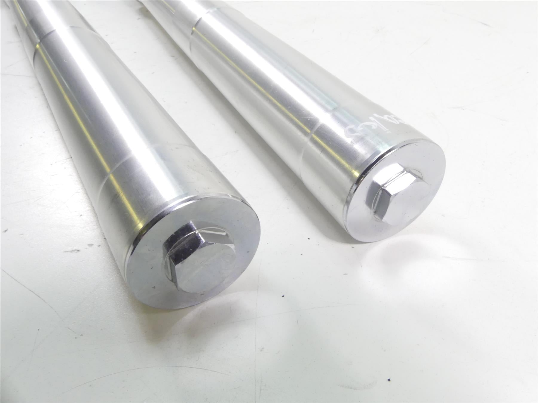 2008 Honda V-Twin VTX1800 N3 Straight Front Forks Leg Set - Read 51480-MCV-R21 {{ shop.shopifyCountryName }} - Mototech271