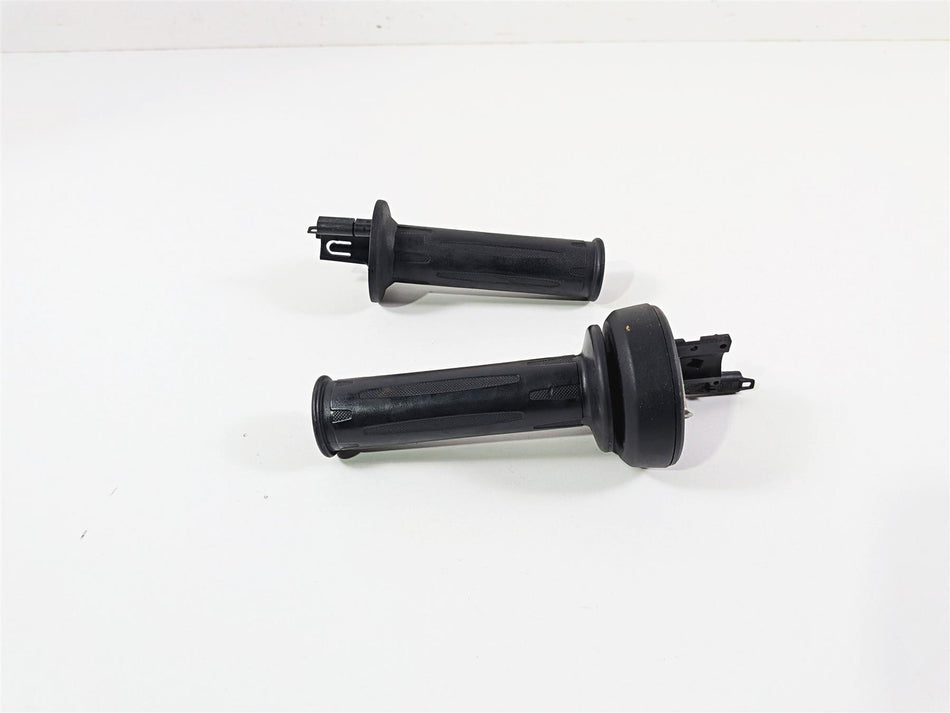 2023 BMW R nineT Scrambler K23 Heated Cruise Hand Grips 61318552120 61318554007 {{ shop.shopifyCountryName }} - Mototech271