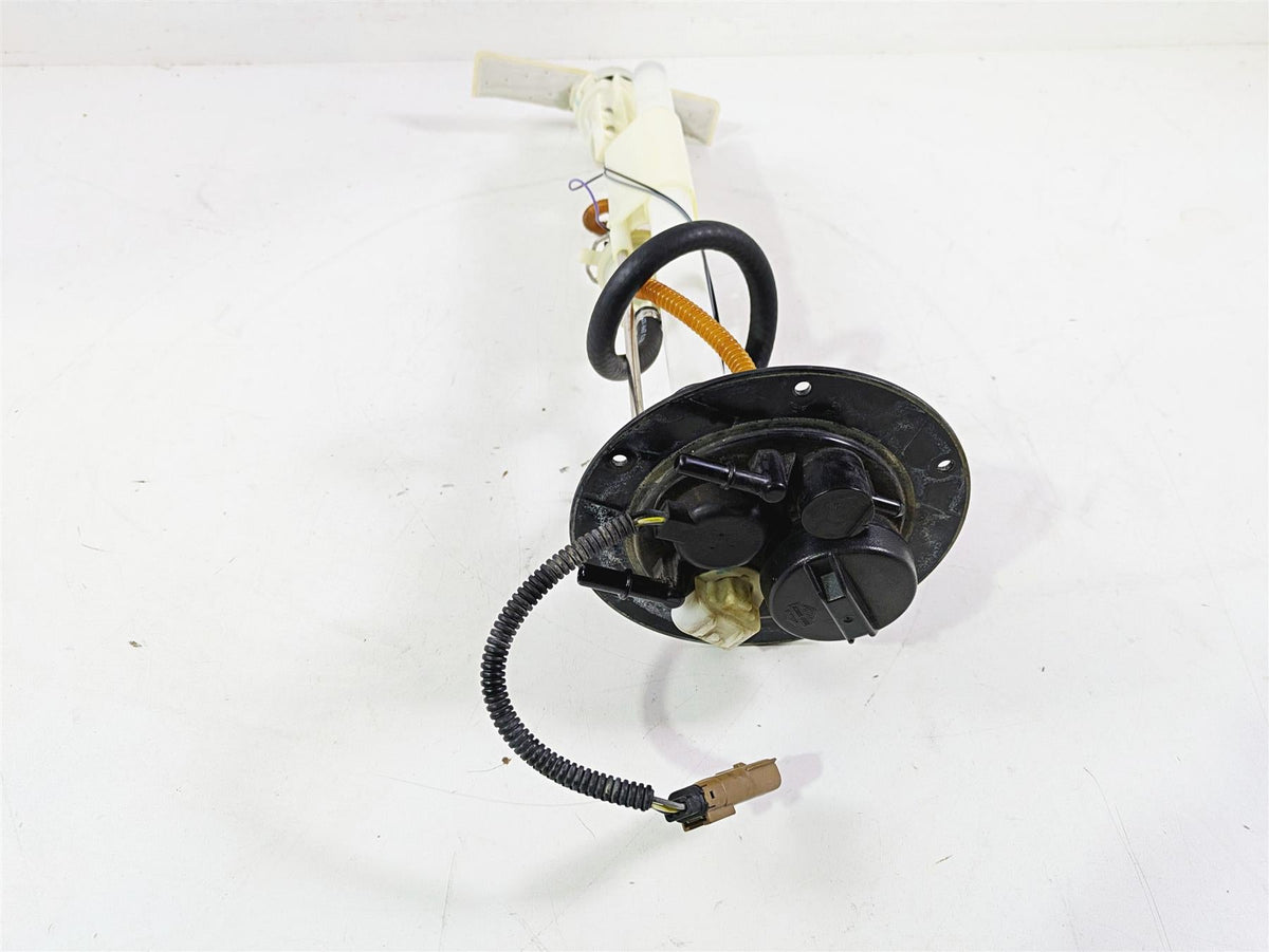 2013 Harley VRSCF Muscle Rod Fuel Gas Petrol Pump - Tested 75310-07 {{ shop.shopifyCountryName }} - Mototech271