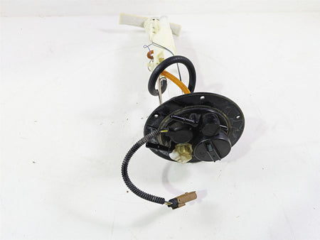 2013 Harley VRSCF Muscle Rod Fuel Gas Petrol Pump - Tested 75310-07 {{ shop.shopifyCountryName }} - Mototech271