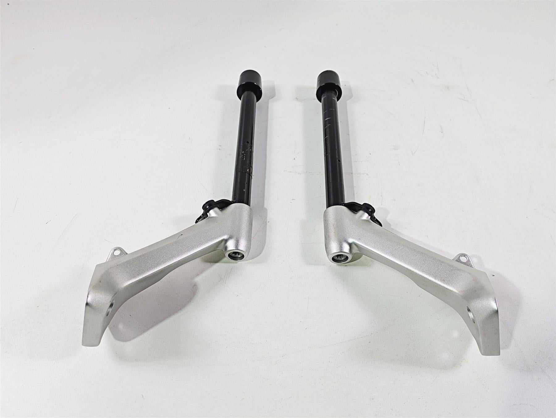 2010 BMW R1200RT K26 Left & Right Handle Bar Set 32718531337 32718531338 | Mototech271