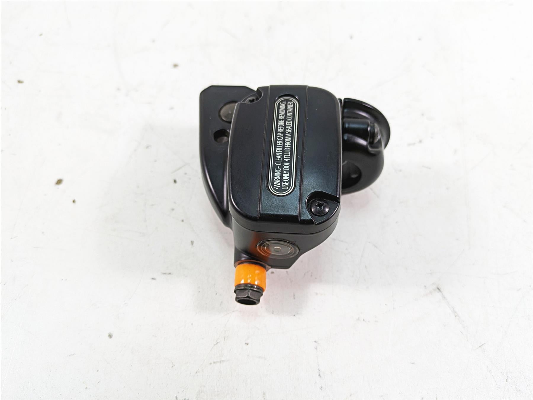 2009 Harley Touring FLHTCU Electra Glide Front Brake Master Cylinder 44551-08F {{ shop.shopifyCountryName }} - Mototech271