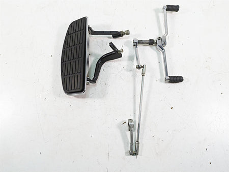 2008 Harley FLHTCU Electra Glide Left Bent Floor Board + Shift Lever 33895-82E {{ shop.shopifyCountryName }} - Mototech271