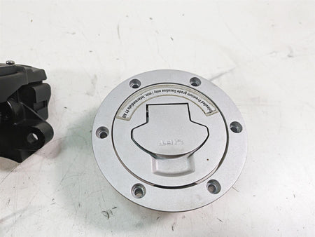 2007 BMW R1200RT K26 Cdi Ecm Ignition Switch Key Lock Set 7704861 51257700072 {{ shop.shopifyCountryName }} - Mototech271
