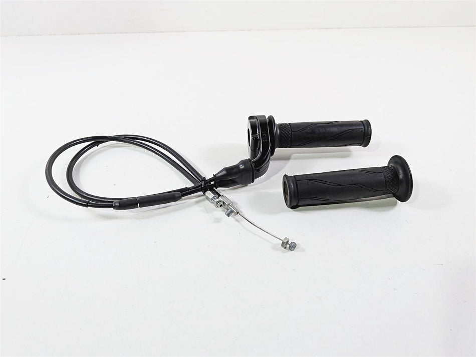 2016 Yamaha YZF R1 RN32 Hand Throttle Grip & Cables 5VY-26281-00-00 {{ shop.shopifyCountryName }} - Mototech271