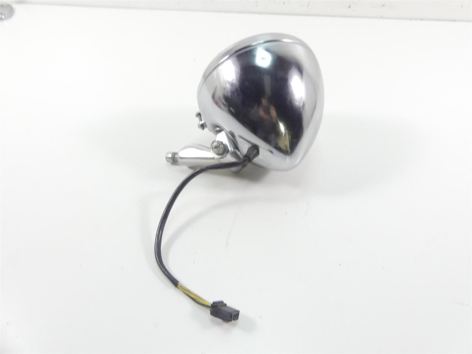 2018 Harley Sportster XL1200 Custom Headlight Lamp Light Lens - Read 69681-07B {{ shop.shopifyCountryName }} - Mototech271