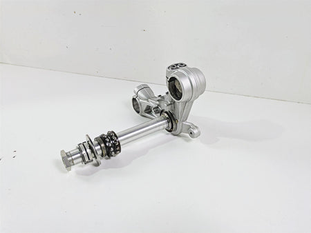 2018 BMW R nineT Urban GS K33 Lower Triple Tree Steering Clamp 31428560399 {{ shop.shopifyCountryName }} - Mototech271