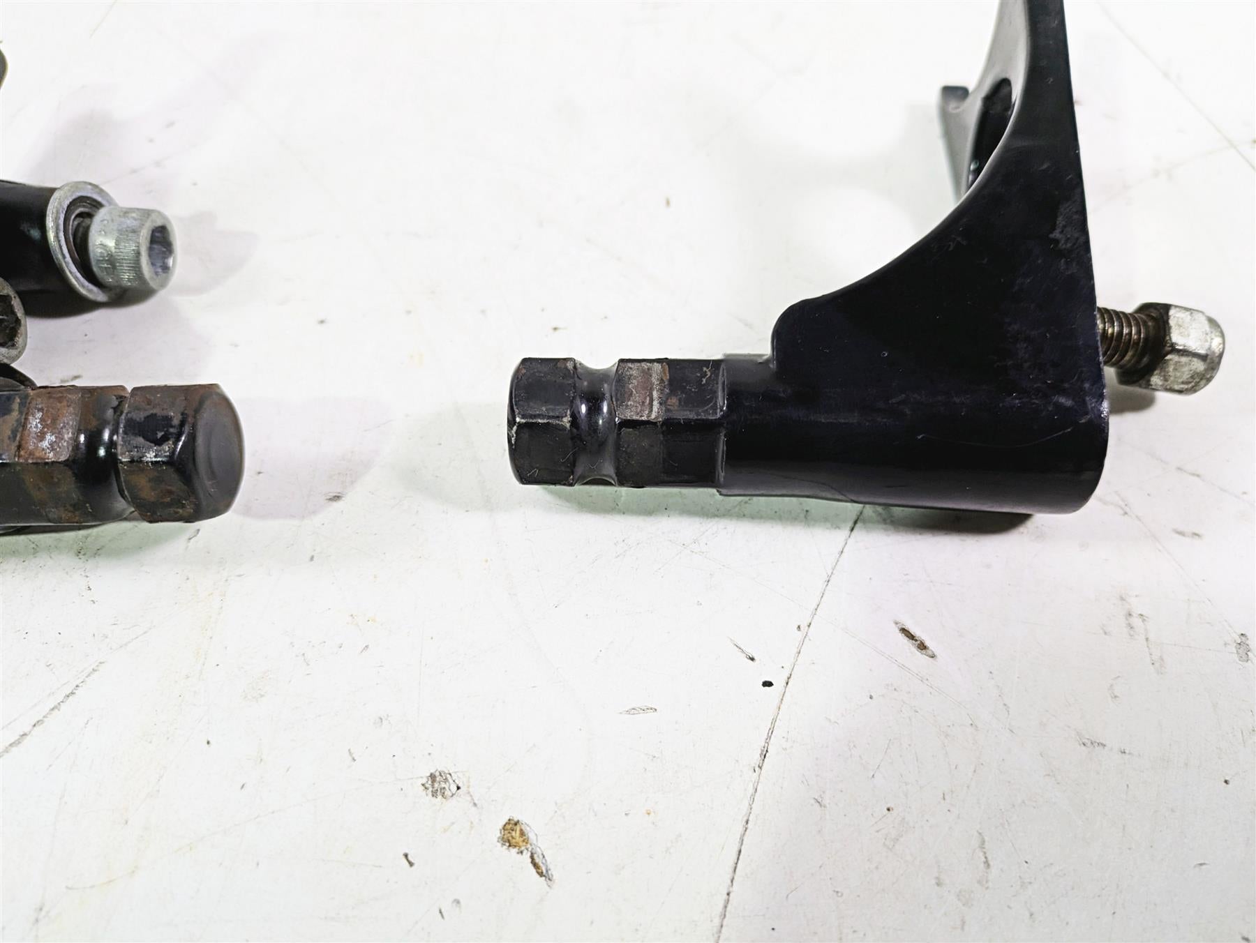 2005 Harley Softail FLSTSCI Heritage Springer Rear Floorboard Mounts 50602-00A {{ shop.shopifyCountryName }} - Mototech271