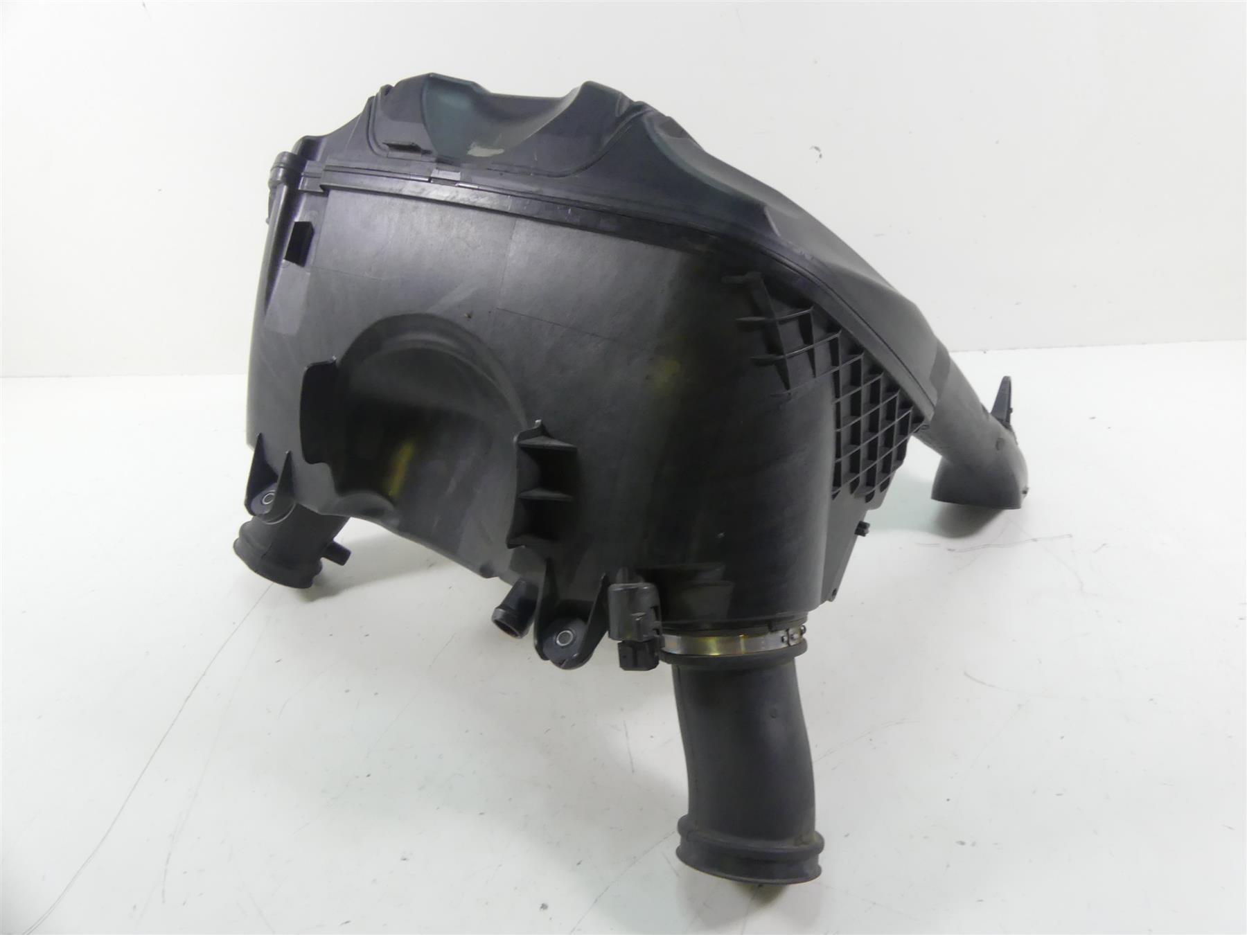 2017 BMW R1200RT K52 Air Cleaner Breather Filter Box Tubes Set 13717726792 {{ shop.shopifyCountryName }} - Mototech271