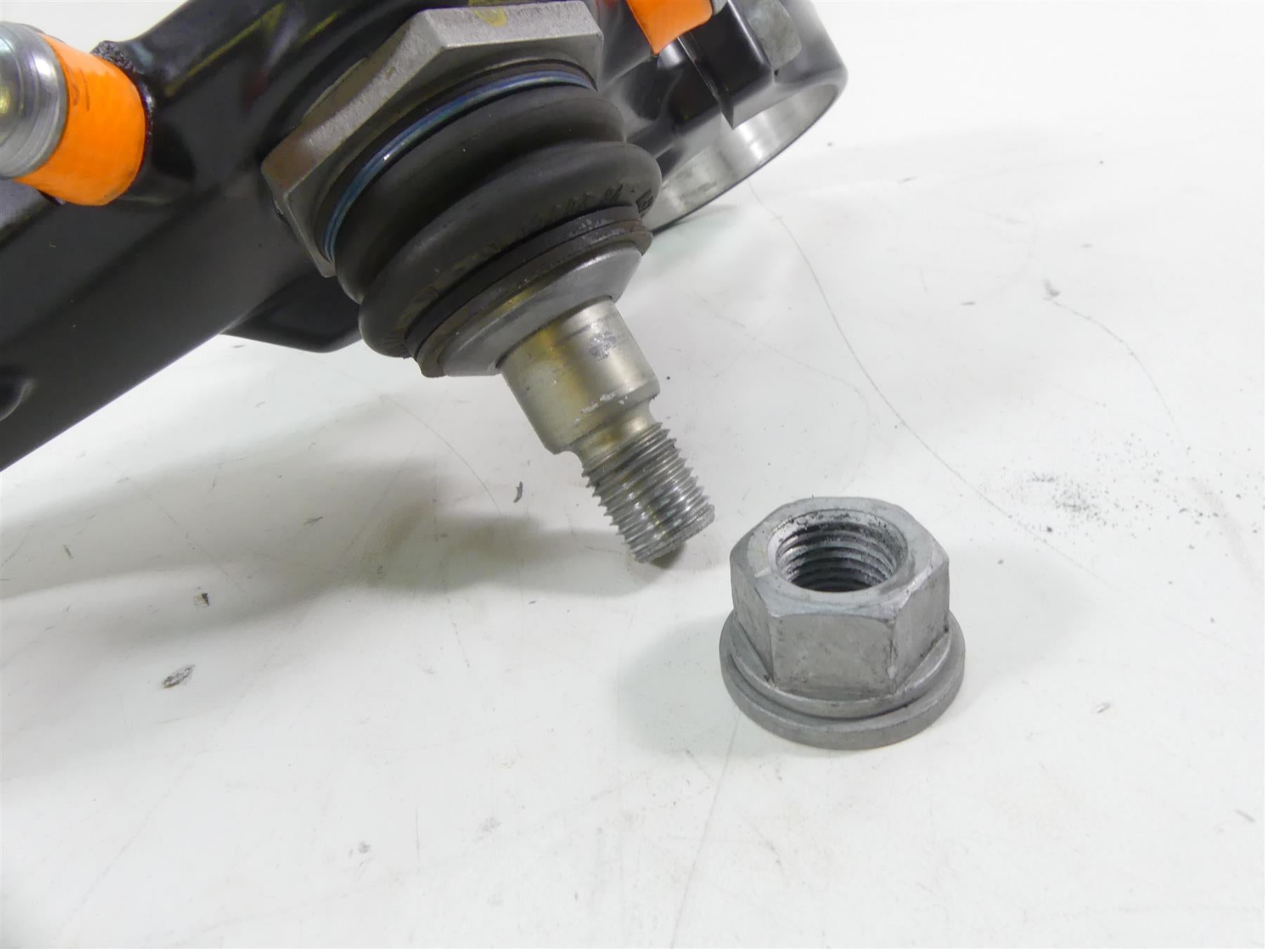 2009 BMW R1200GS K25 Lower Triple Tree Steering Clamp Ball Joint 31427718343 {{ shop.shopifyCountryName }} - Mototech271