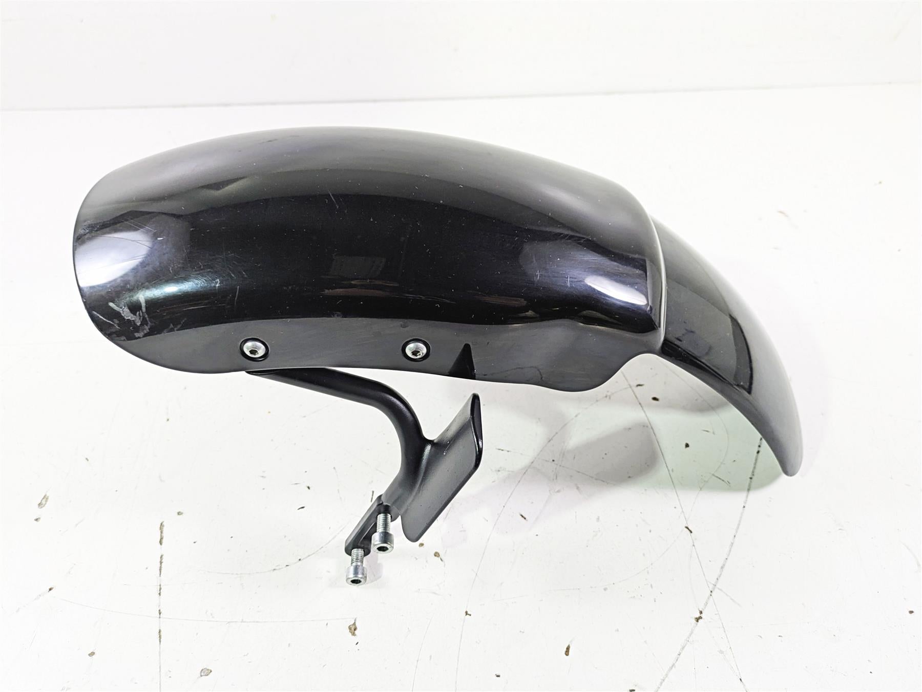 2012 Harley VRSCF Muscle V Rod Front Fender & Bracket 59024-09 {{ shop.shopifyCountryName }} - Mototech271