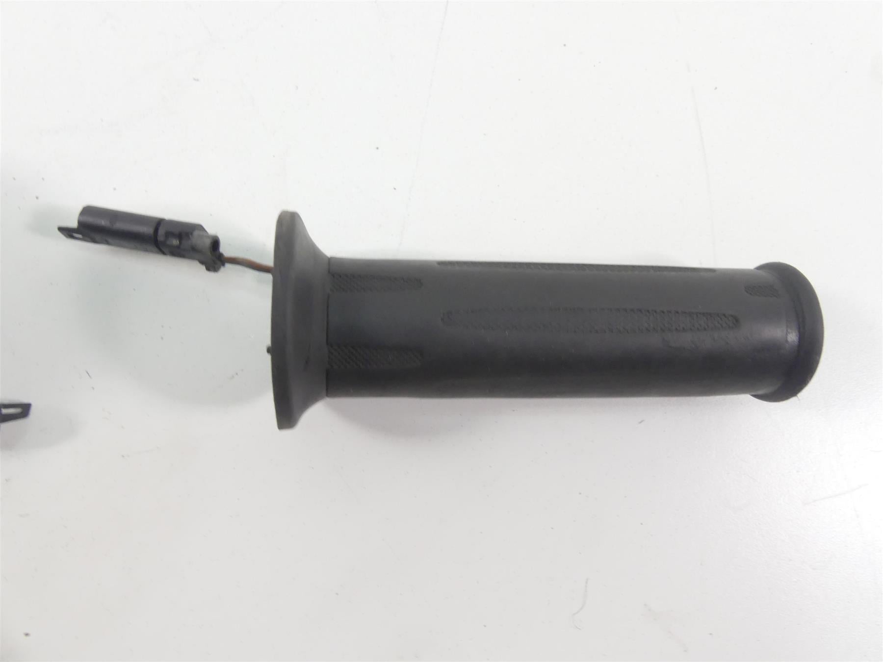 2019 BMW R1250GS K50 Left Right Heated Hand Grip Set 61318552118 61318549455 {{ shop.shopifyCountryName }} - Mototech271